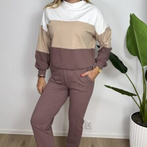 Komplet dresowy pastelowy luz