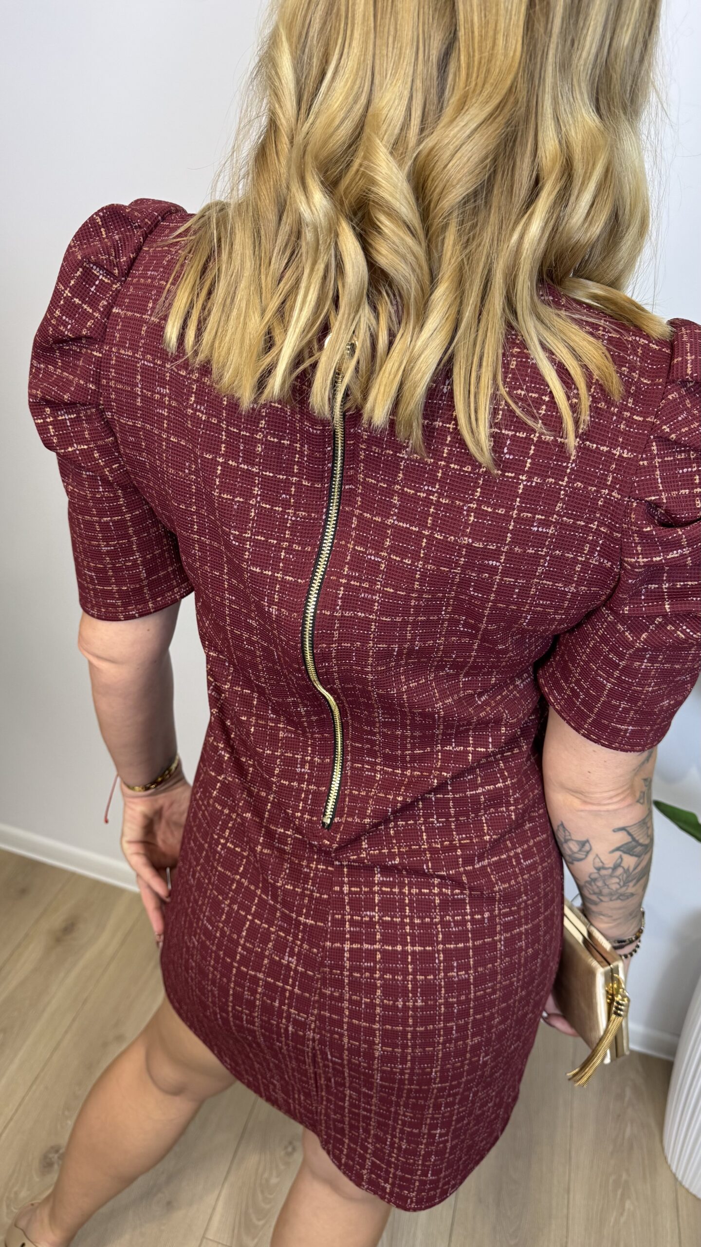 Elegancka sukienka - obrazek 5